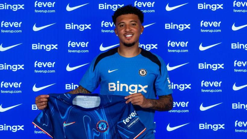 Sancho évoque ses héros d'enfance après son transfert à Chelsea : "Drogba et…"