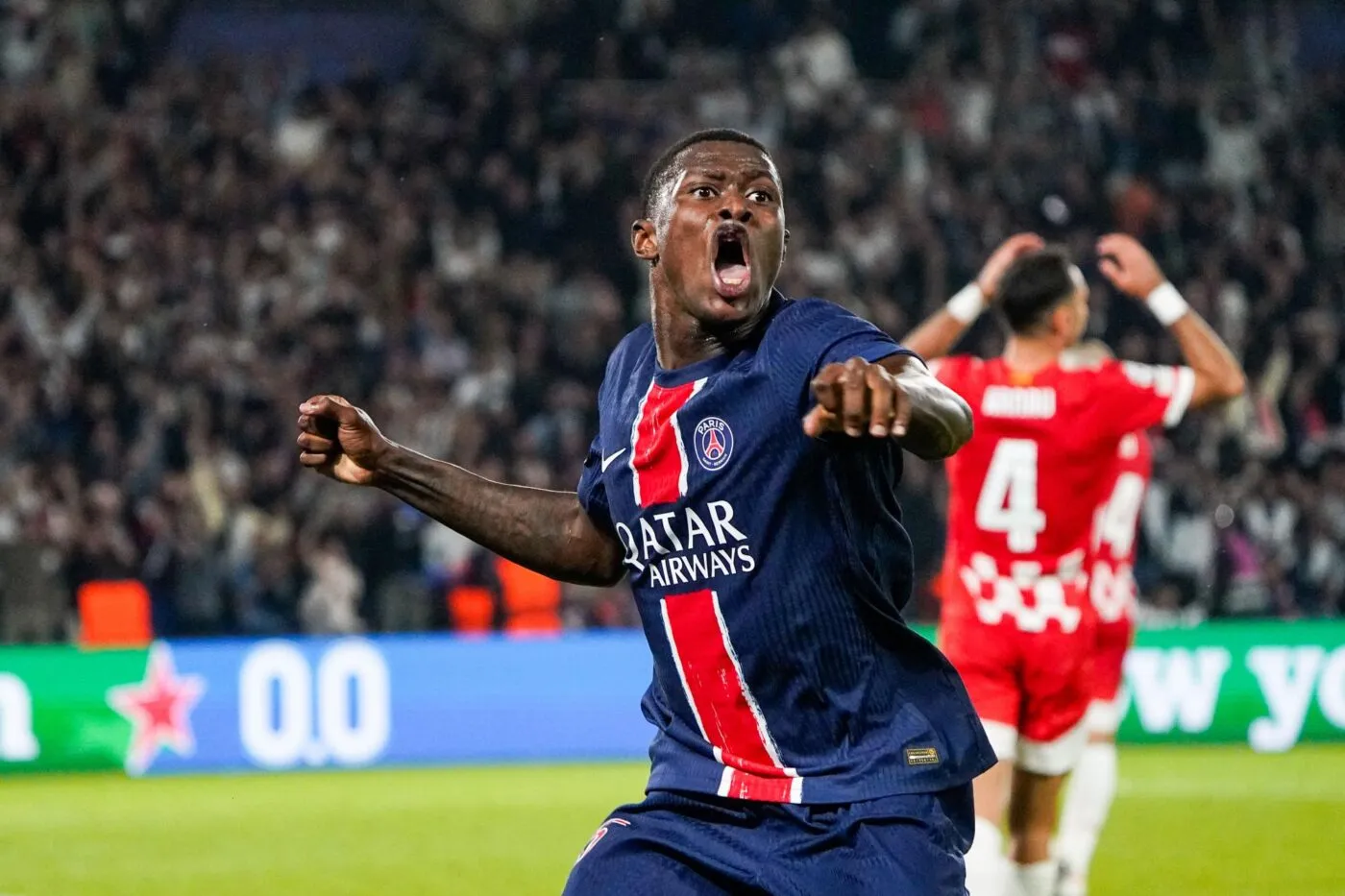 PSG : La folle réaction de Luis Enrique sur le gros raté de Dembélé (VIDEO) 2 PSG : La folle réaction de Luis Enrique sur le gros raté de Dembélé (VIDEO)