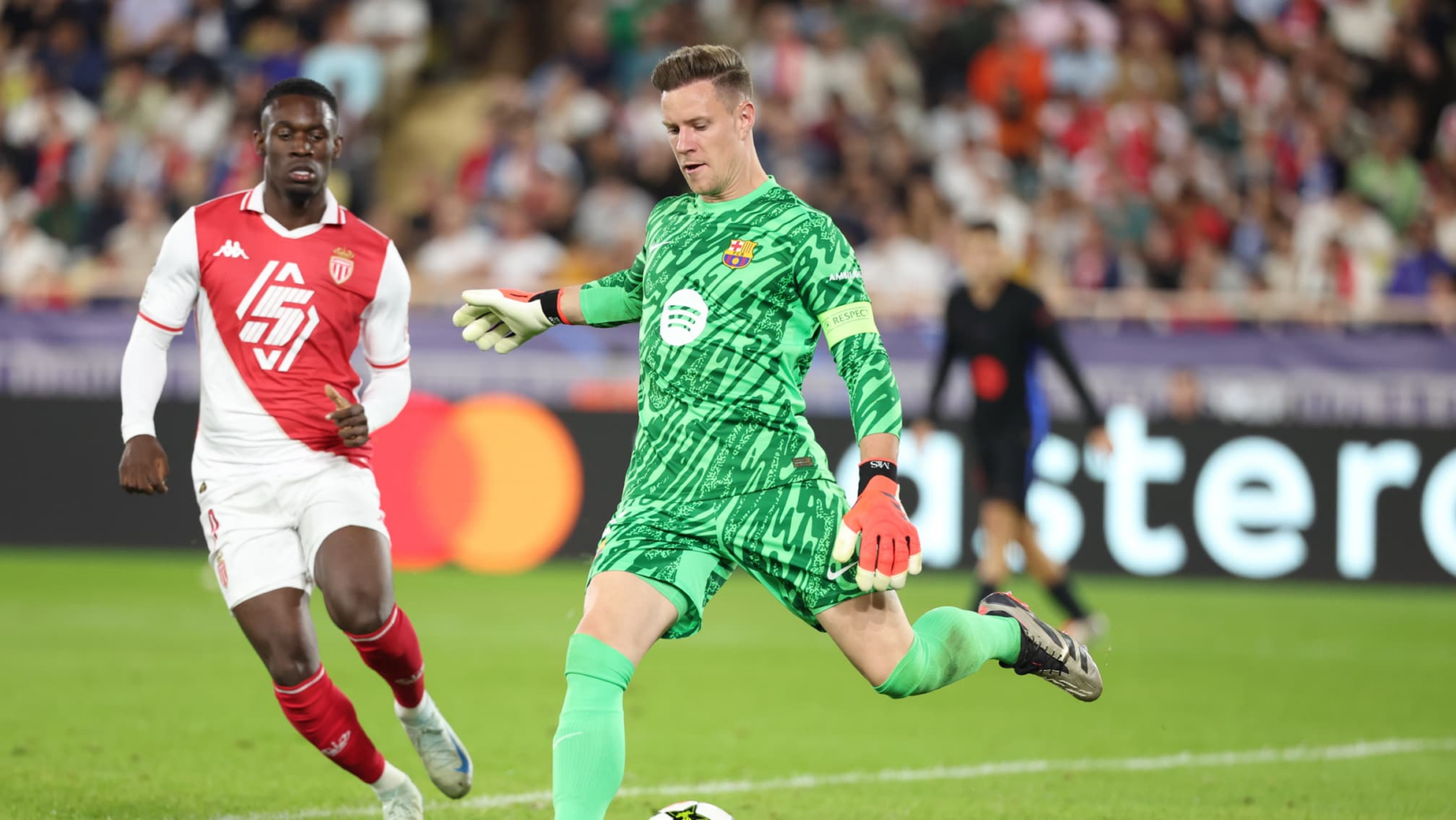 Ter Stegen se fait complètement détruire après la défaite en Ligue des Champions 1 Ter Stegen se fait complètement détruire après la défaite en Ligue des Champions
