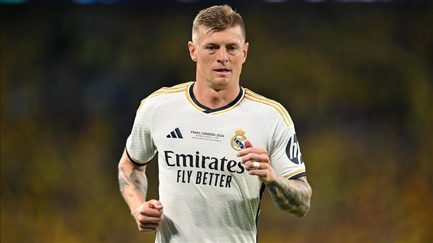 Toni Kroos balance tout : des critiques acerbes pour tout le monde !