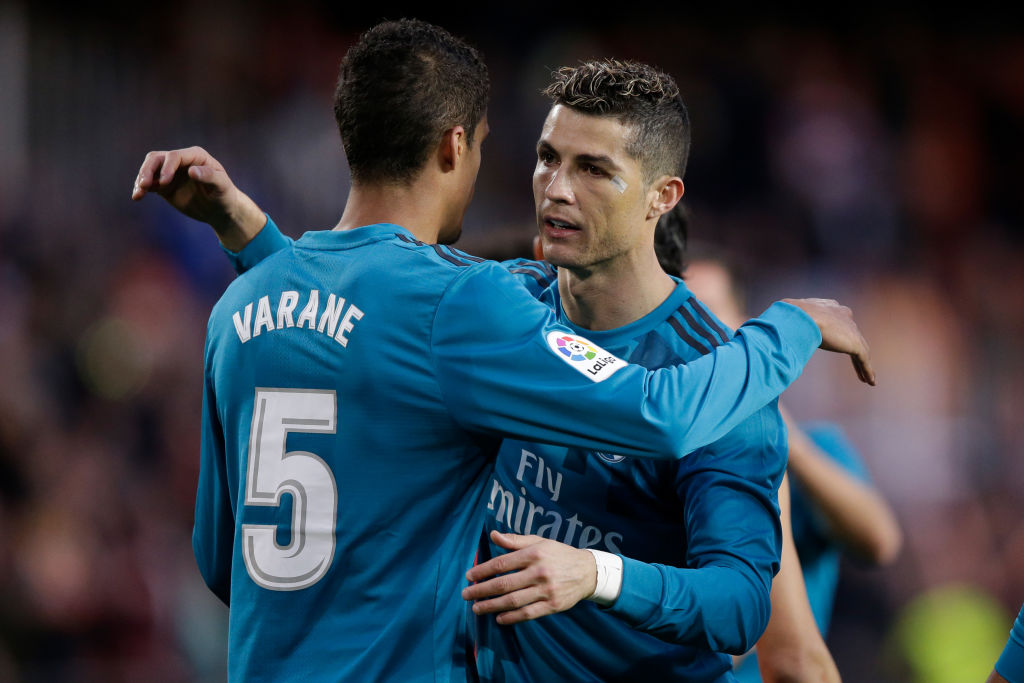 Cristiano Ronaldo enflamme les fans avec un bel hommage à Raphaël Varane