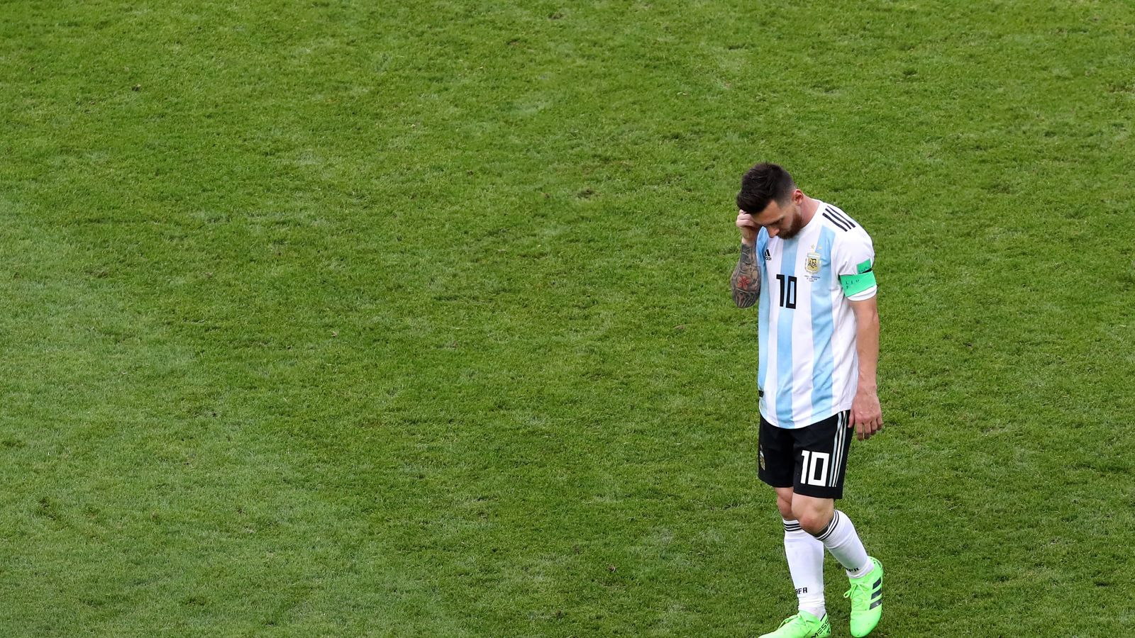 Messi explique pourquoi il marche sur le terrain pendant les matchs !
