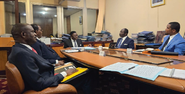 Paul Biya tranche dans la mésentente entre le Minsep et la FECAFOOT ! 1 Paul Biya tranche dans la mésentente entre le Minsep et la FECAFOOT !