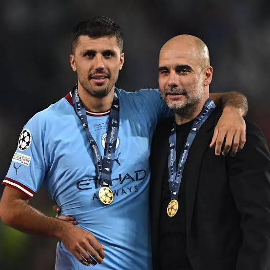 Ballon d’Or 2024 : Pep Guardiola surprend avec son choix, excluant Rodri
