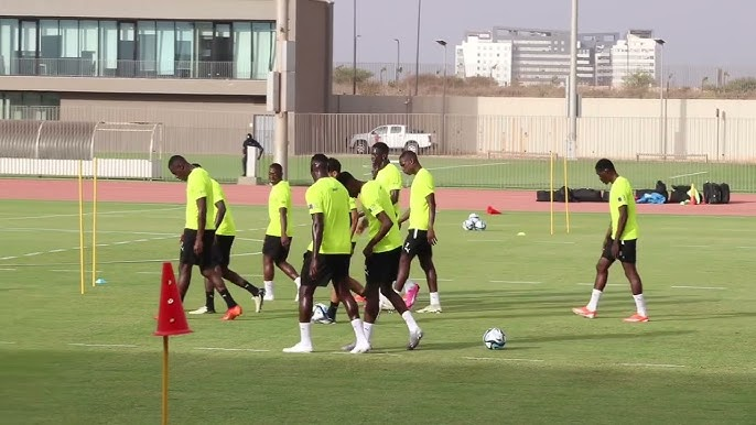 Le magnifique geste de Sadio Mané pour mettre Cheikh Lo Ndiaye à l’aise (vidéo) 1 Le magnifique geste de Sadio Mané pour mettre Cheikh Lo Ndiaye à l’aise (vidéo)