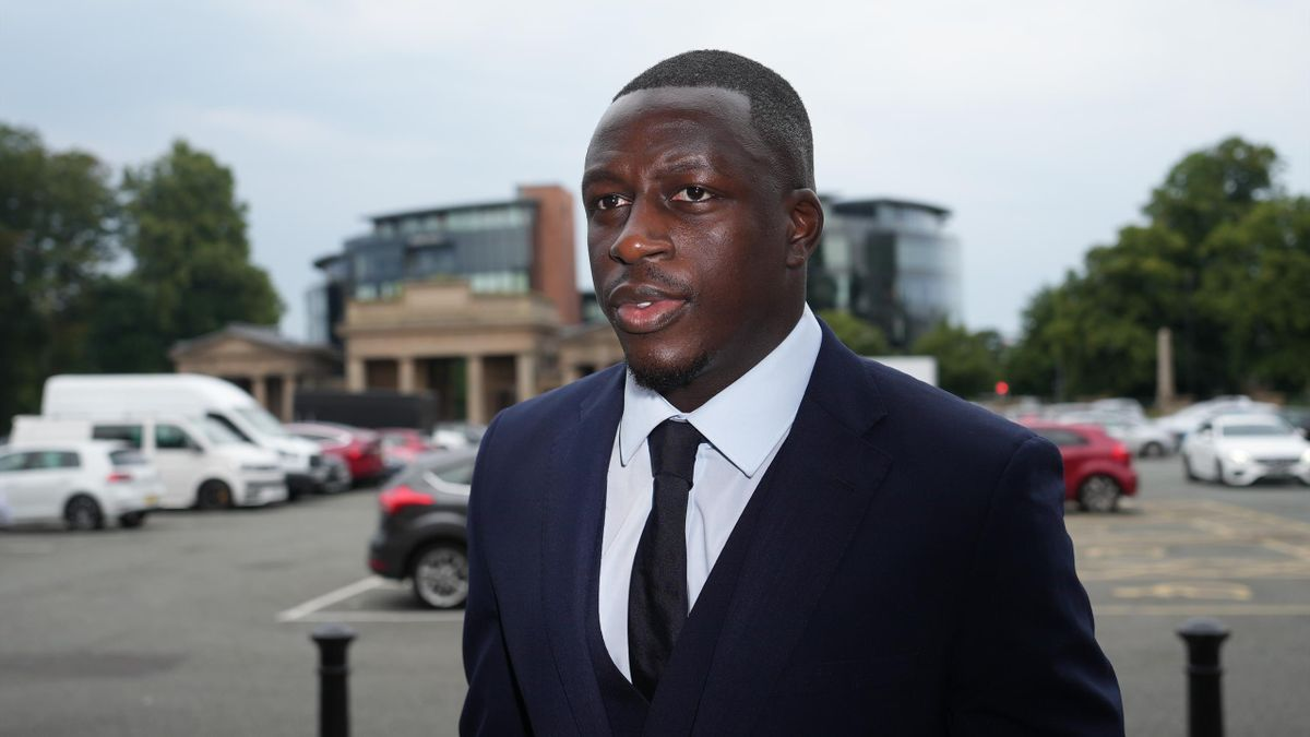Man City : Benjamin Mendy dévoile les 3 coéquipiers qui lui ont donné de l’argent 3 Man City : Benjamin Mendy dévoile les 3 coéquipiers qui lui ont donné de l’argent