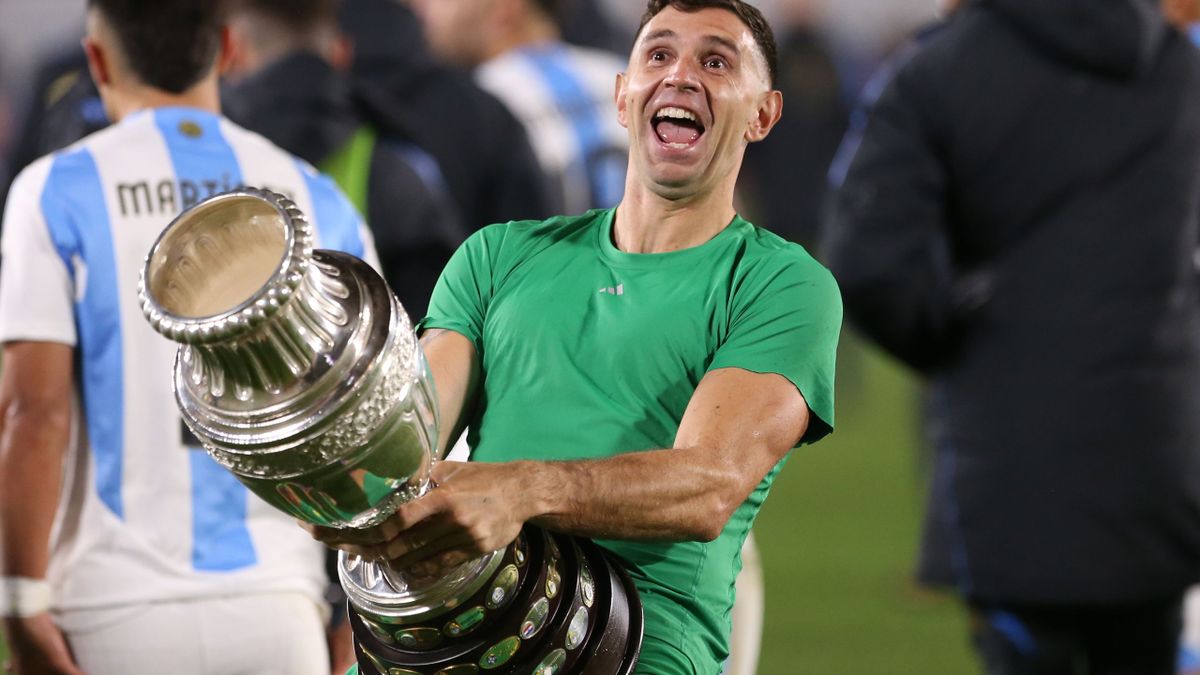 sanctionné par la FIFA, Emiliano Martinez brise le silence ! 1 sanctionné par la FIFA, Emiliano Martinez brise le silence !