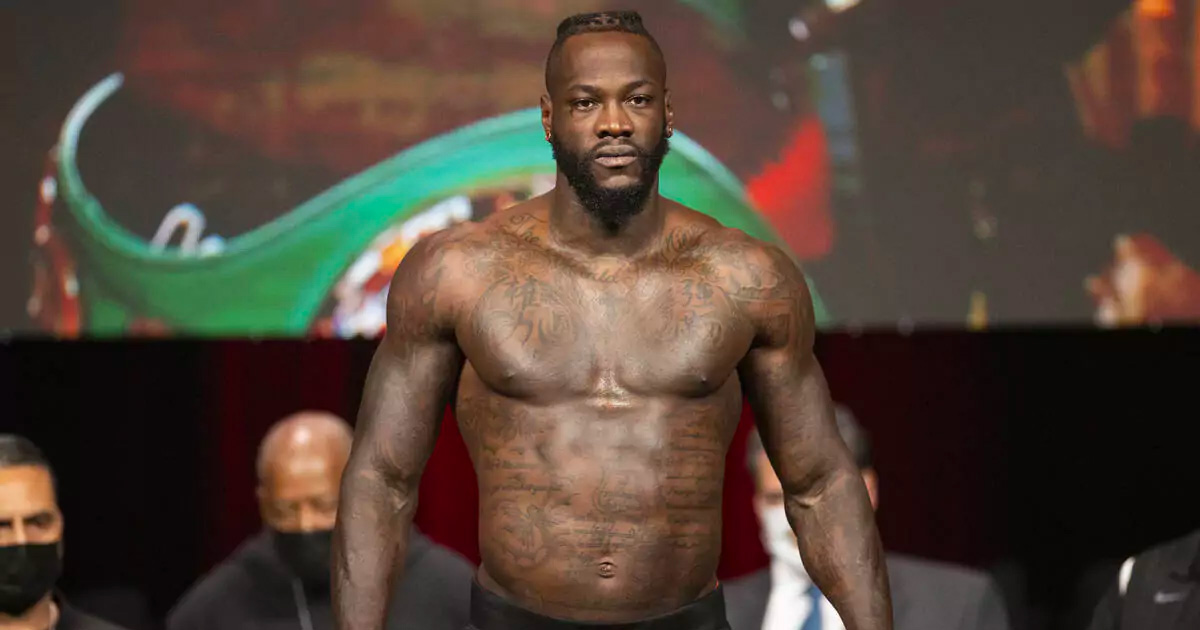 Après sa victoire sur Renan Ferreira, les 3 prochains adversaires possibles pour Francis Ngannou 1 Après sa victoire sur Renan Ferreira, les 3 prochains adversaires possibles pour Francis Ngannou