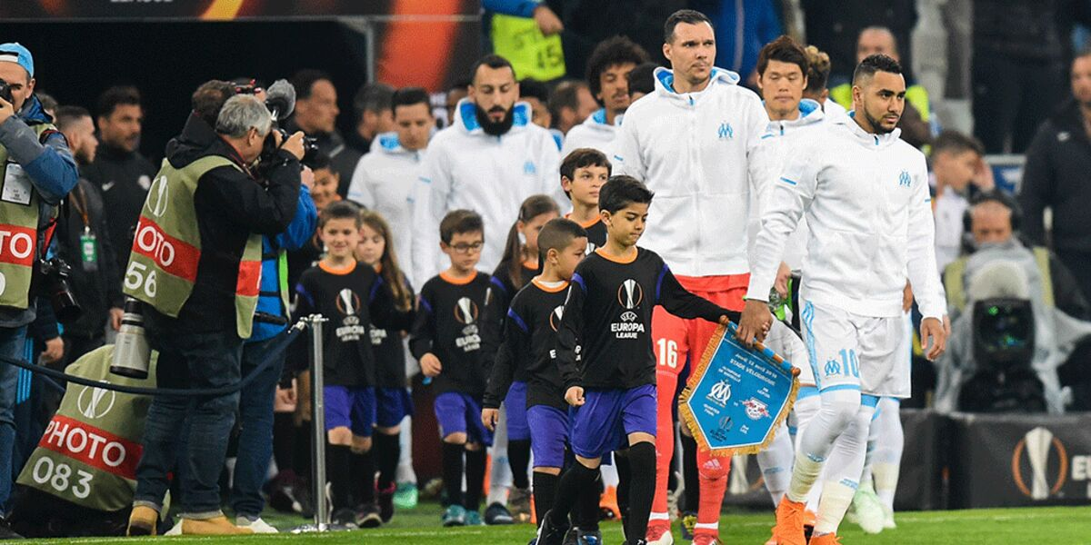 Voici pourquoi les enfants accompagnent les footballeurs à leur entrée sur le terrain 1 Voici pourquoi les enfants accompagnent les footballeurs à leur entrée sur le terrain