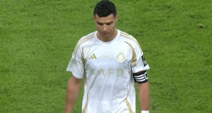 Cristiano Ronaldo : son penalty raté provoque un incident inattendu avec un téléphone !