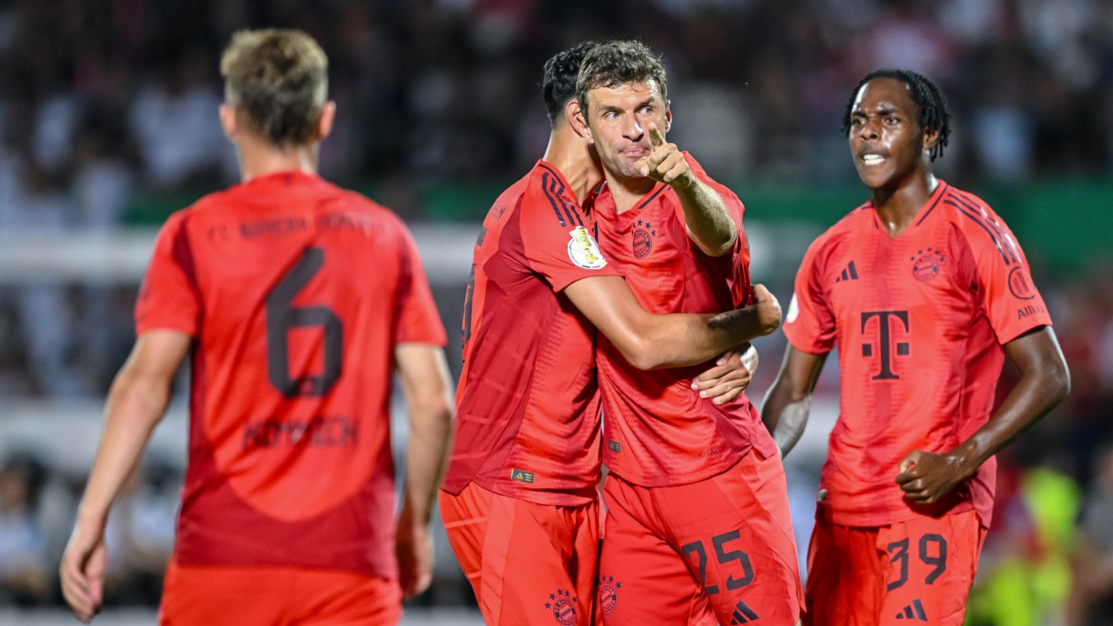 Coup de tonnerre ! Cette icône du Bayern annonce son départ ! 1 Coup de tonnerre ! Cette icône du Bayern annonce son départ !
