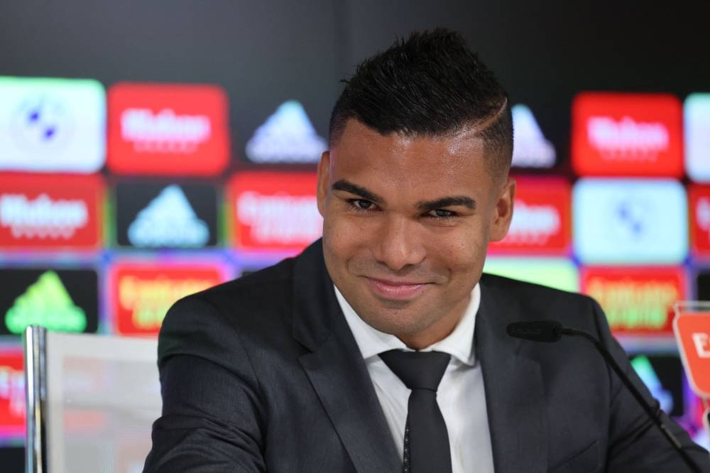 Casemiro snobe Ronaldinho et révèle les trois plus grands joueurs du monde ! 2 Casemiro snobe Ronaldinho et révèle les trois plus grands joueurs du monde !
