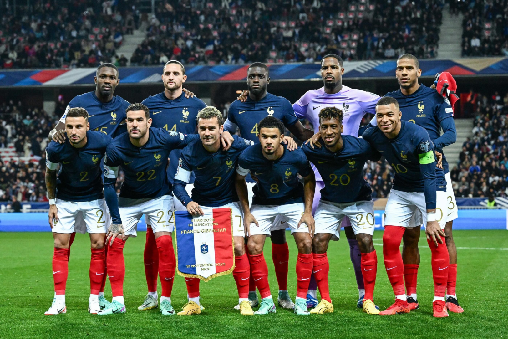 OFFICIEL - Equipe de France : un forfait, un cadre fait son grand retour en renfort