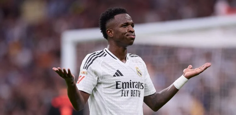 Real Madrid : Vinicius Jr à la porte ? La grosse bombe tombe ! 
