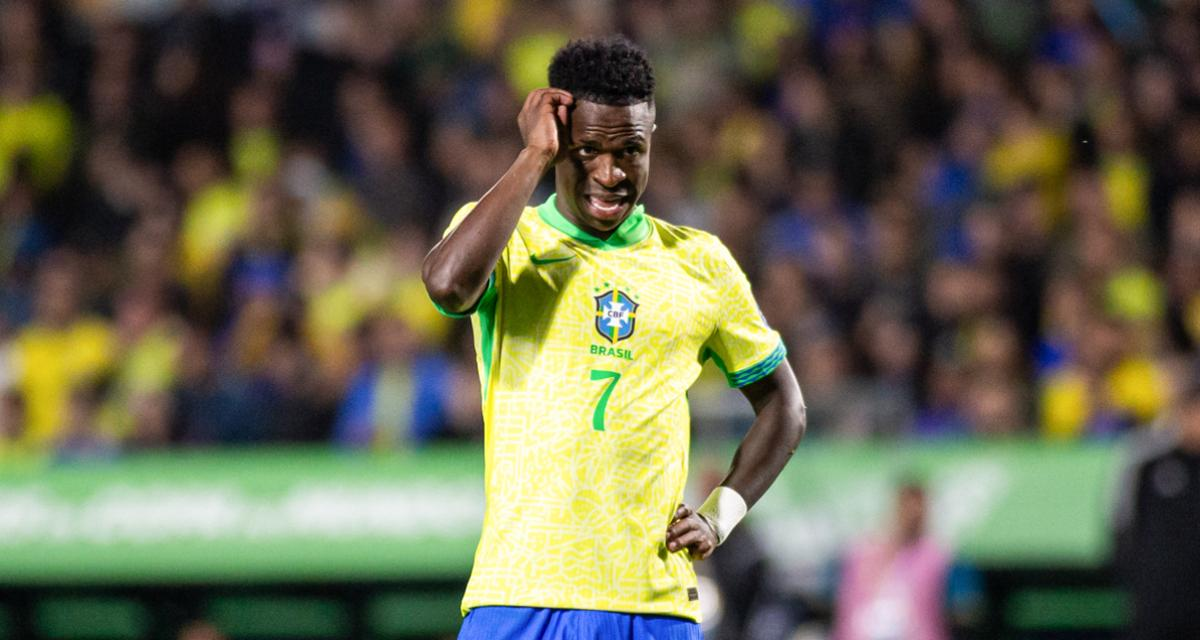 Vinicius Junior dérape envers l'arbitre lors de Venezuela-Brésil 2 Vinicius Junior dérape envers l'arbitre lors de Venezuela-Brésil
