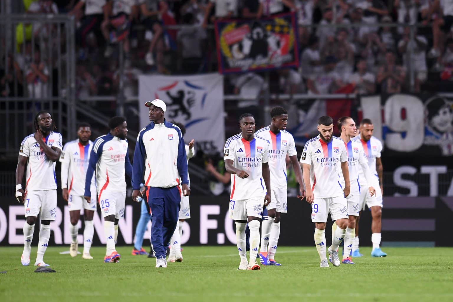un club officiellement rétrogradé ! 2 un club officiellement rétrogradé !