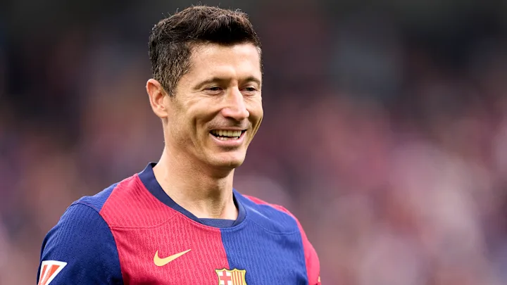 Haaland 8e, Vinicius Jr 4e, Salah2e... les 10 favoris du Ballon d’Or 2025 10 Haaland 8e, Vinicius Jr 4e, Salah2e... les 10 favoris du Ballon d’Or 2025