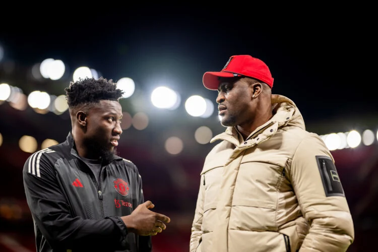 ce que Francis Ngannou a fait à Old Trafford inquiète les fans 2 ce que Francis Ngannou a fait à Old Trafford inquiète les fans