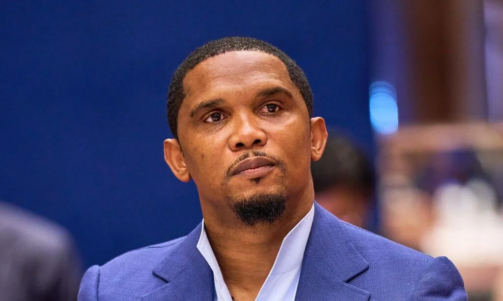 Marc Brys surprend Samuel Eto’o avec un geste inattendu au Cameroun 1 Marc Brys surprend Samuel Eto’o avec un geste inattendu au Cameroun