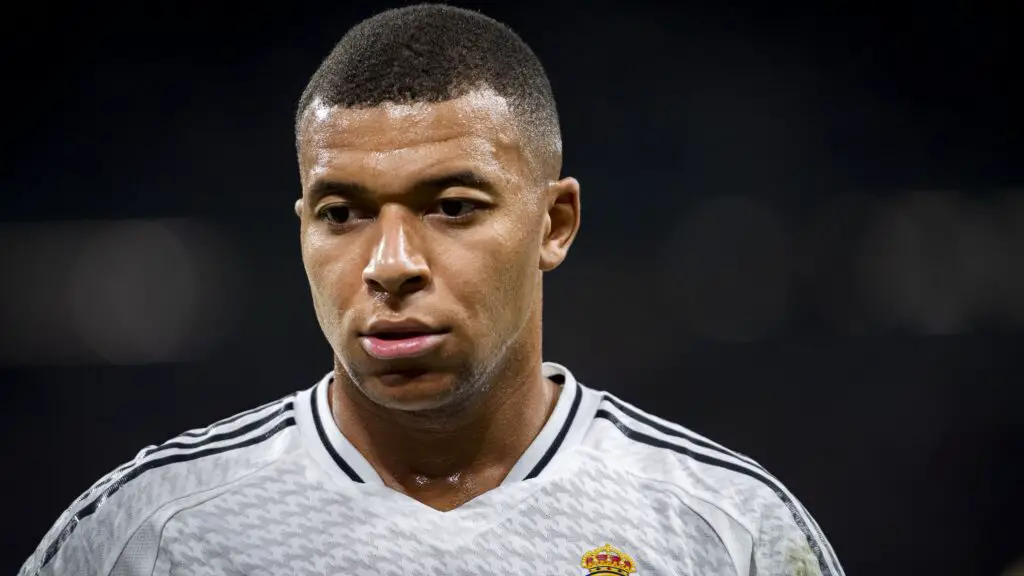 Le Real Madrid face à une division interne inédite 2 un vestiaire divisé au Real Madrid