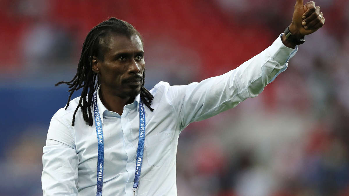 Aliou Cissé en route pour l’Angleterre : un nouveau défi en vue ?