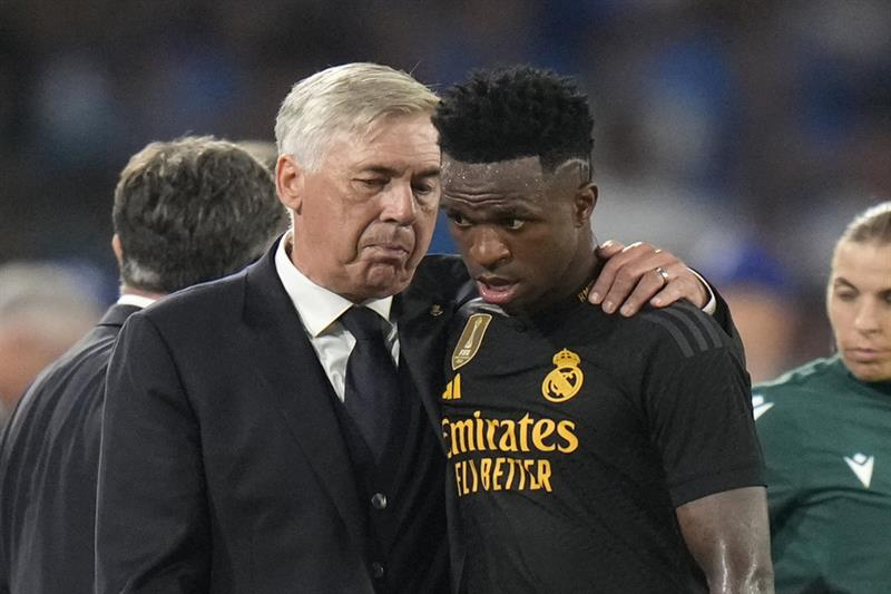 Ancelotti prend une décision risquée avec Vinicius? 2 Ancelotti prend une décision risquée avec Vinicius?