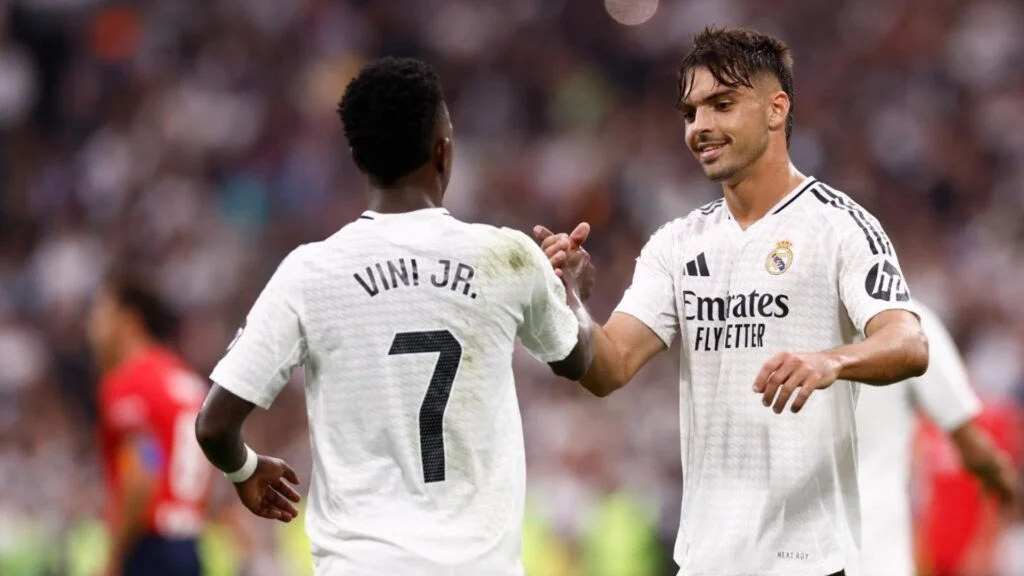 Après seulement 3 titularisations, Florentino Pérez prend une décision surprenante 2 Après seulement 3 titularisations, Florentino Pérez prend une décision surprenante