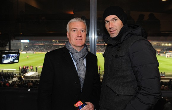 Zidane brise le silence et se lâche sur Deschamps.