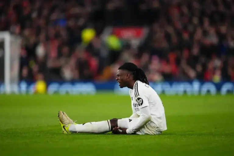 Mbappé 4e, Vinicius 2e... Découvrez le Top 10 des meilleurs joueurs du Real Madrid cette saison ! 3 Mbappé 4e, Vinicius 2e... Découvrez le Top 10 des meilleurs joueurs du Real Madrid cette saison !