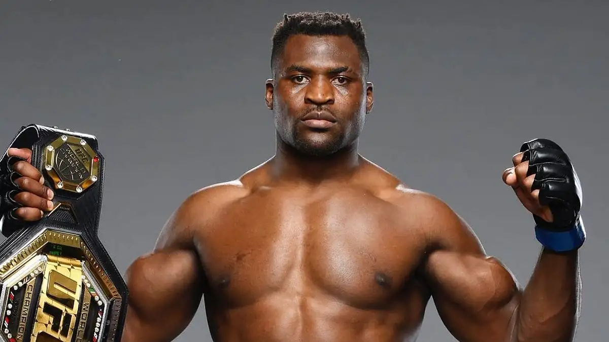 Francis Ngannou se lance dans une nouvelle aventure hors du MMA. 1 Francis Ngannou se lance dans une nouvelle aventure hors du MMA.