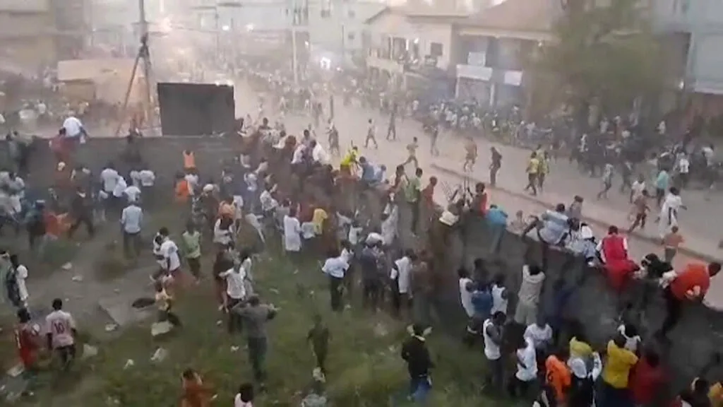 Drame en Guinée : La très mauvaise nouvelle, une "centaine de morts" à N’Zérékoré 2 Drame à Guinée : La très mauvaise nouvelle, une "centaine de morts" à N’Zérékoré