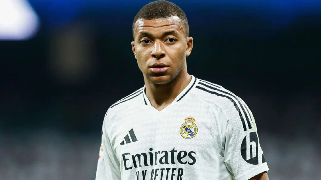 Real Madrid – Pachuca FC : Raul Asensio et Kylian Mbappé font face à une grosse annonce 