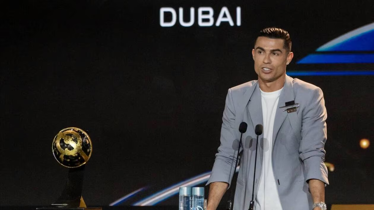 Cristiano Ronaldo critique vivement l’organisateur du Ballon d’Or 2 Cristiano Ronaldo critique vivement l’organisateur du Ballon d’Or