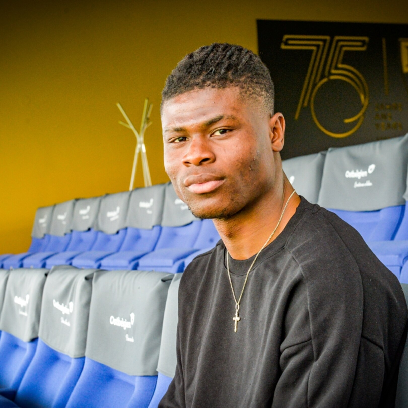 Emmanuel Agbadou rejoint officiellement ce club 2 Emmanuel Agbadou rejoint officiellement ce club