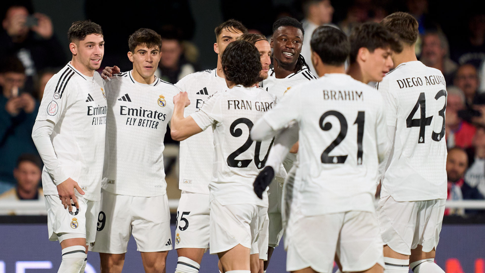 Real Madrid : Carlo Ancelotti encense un joueur, "C’est un cadeau pour le football"