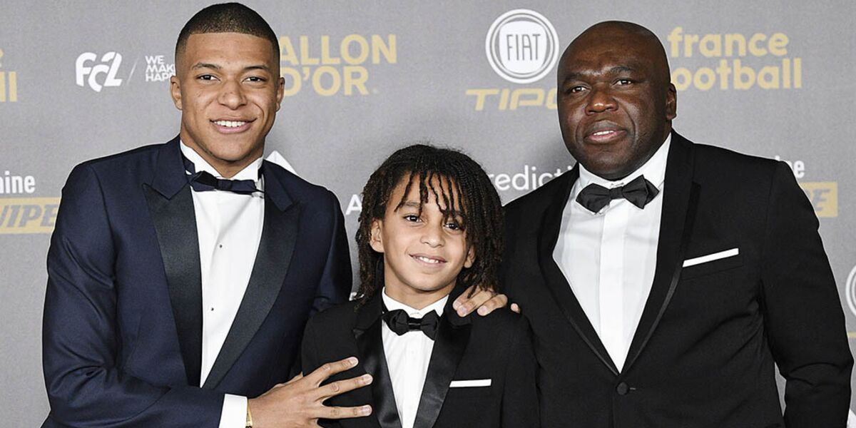 Sa famille visée par de graves accusations 1 Sa famille visée par de graves accusations