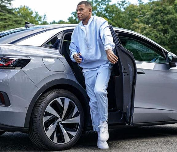 il s’inspire de Mbappé, les voitures avant le permis ! 1 il s’inspire de Mbappé, les voitures avant le permis !
