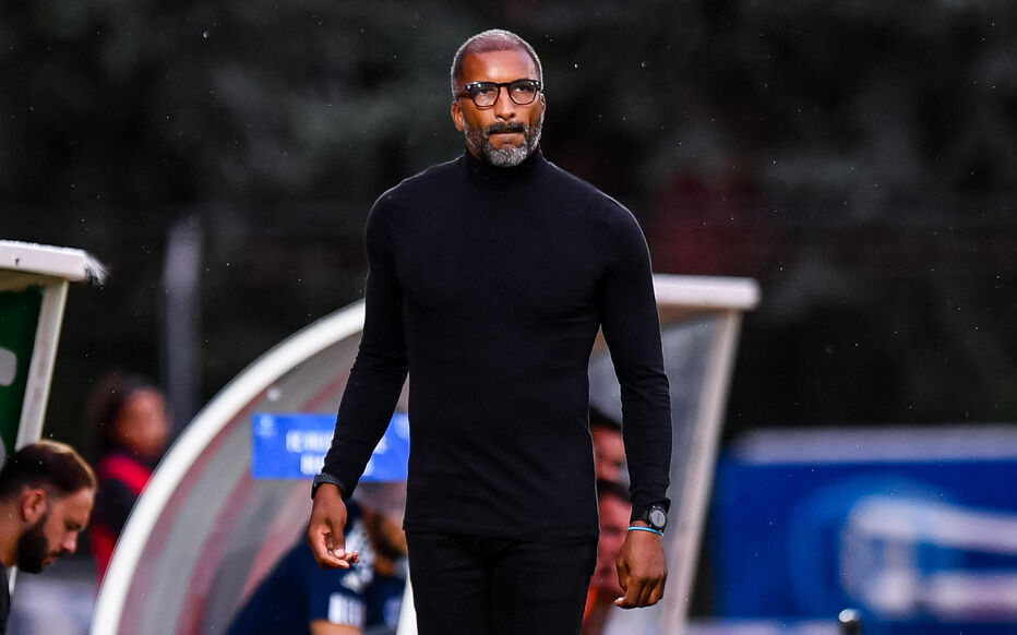 Habib Beye débarque en Ligue 1 et signe son nouveau contrat à Rennes 1 Habib Beye débarque en Ligue 1 et signe son nouveau contrat à Rennes