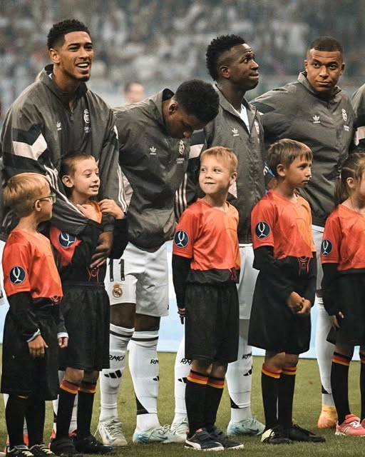 Real Madrid : l’avertissement XXL d’Ancelotti à Mbappé, Vinicius, Rodrygo et Bellingham !