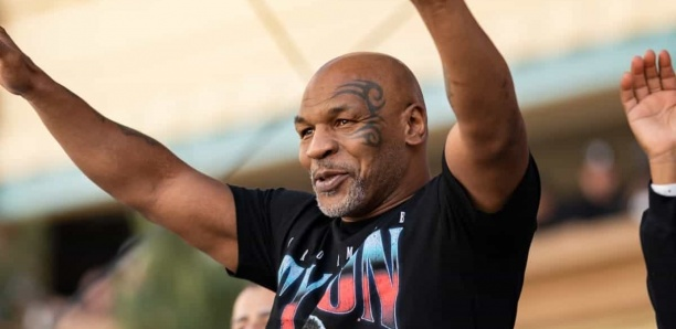 Mike Tyson débarque à l’AIBD : voici ce qu’il vient chercher au Sénégal !