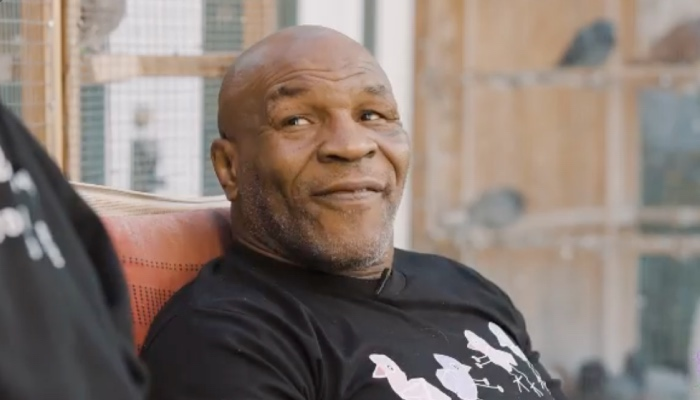 Mike Tyson débarque à l’AIBD : voici ce qu’il vient chercher au Sénégal !