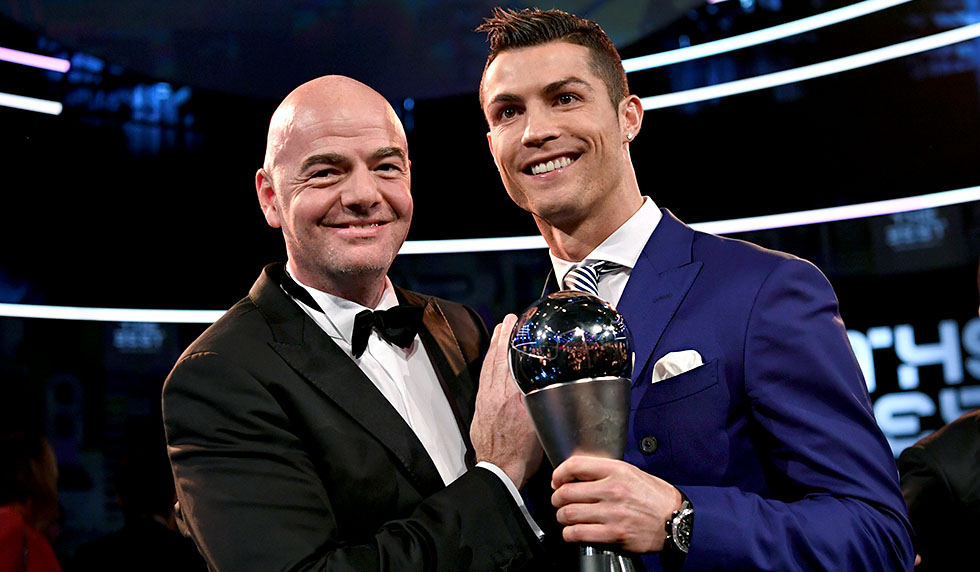 Gianni Infantino adresse un message spécial à Cristiano Ronaldo !