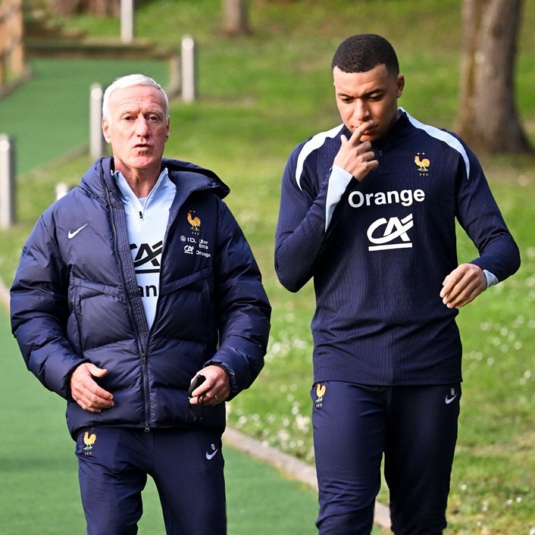 Kylian Mbappé veut offrir une belle surprise à Didier Deschamps ! 1 Mbappé Deschamps