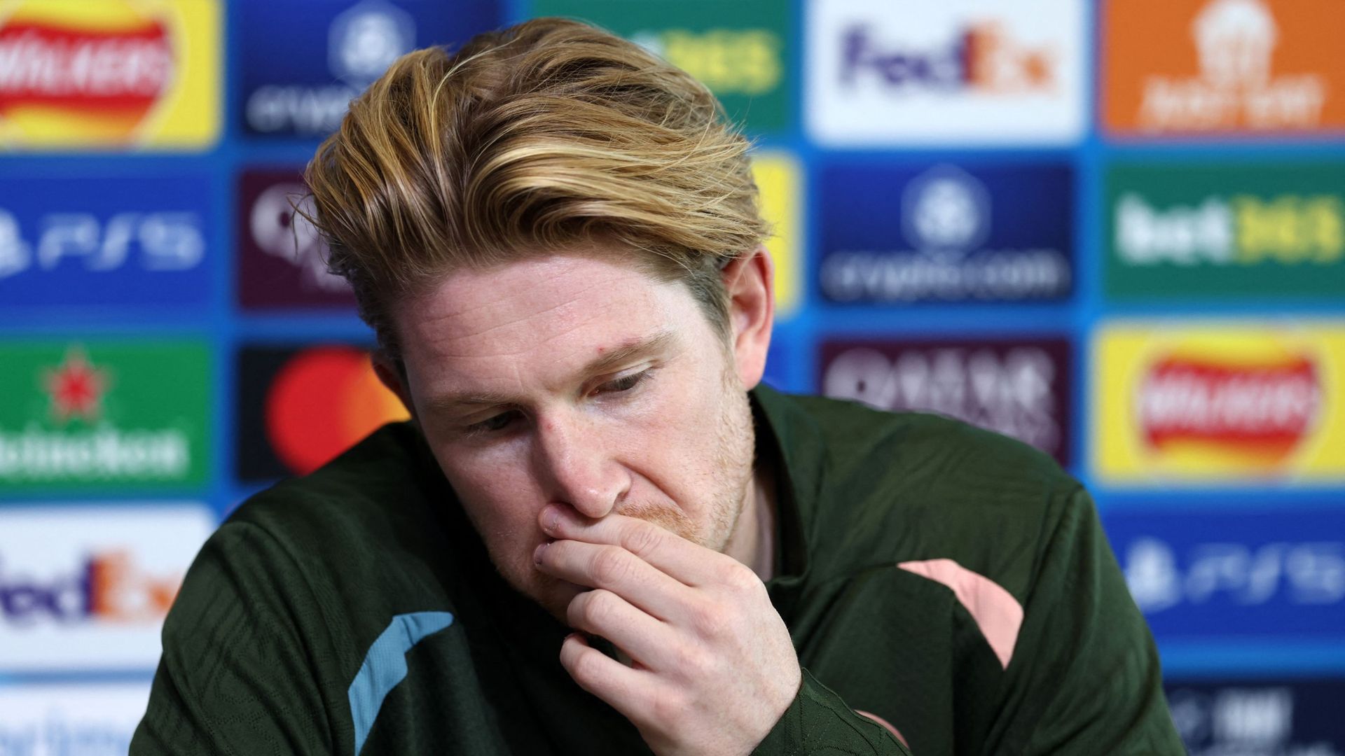 Kevin De Bruyne s’en prend violemment à Manchester City
