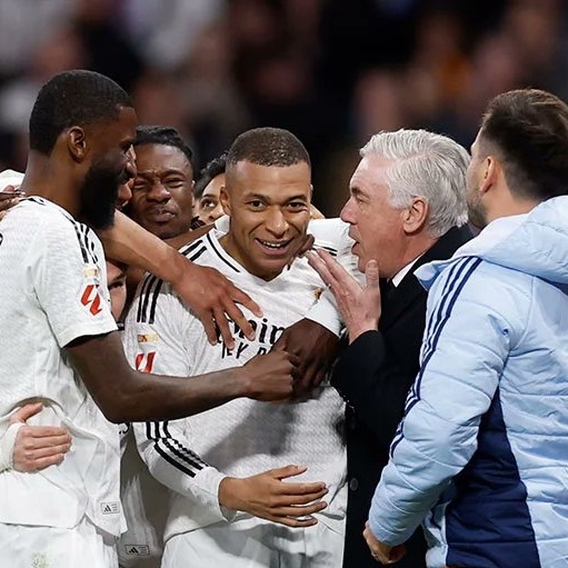Real Madrid : Kylian Mbappé coupable, l’annonce fracassante de Carlo Ancelotti 2 Mbappé Ancelotti