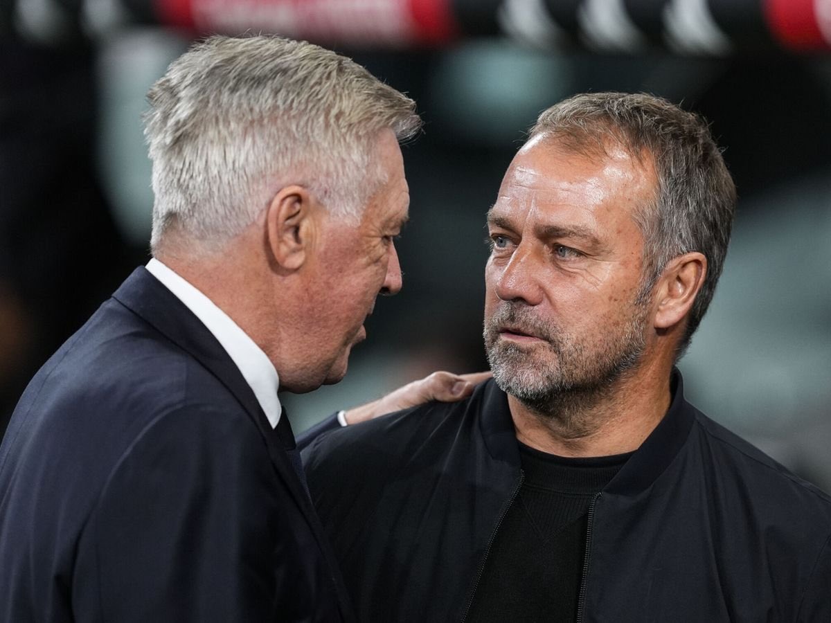 Hansi Flick rend hommage à Ancelotti avant la finale Barça-Real : « Carlo est… »