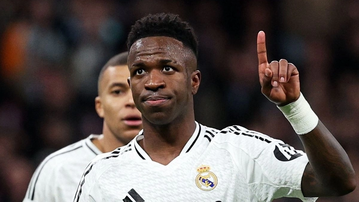 Vinicius poste un message après la défaite, les fans s’indignent 2 Vinicius poste un message après la défaite, les fans s’indignent