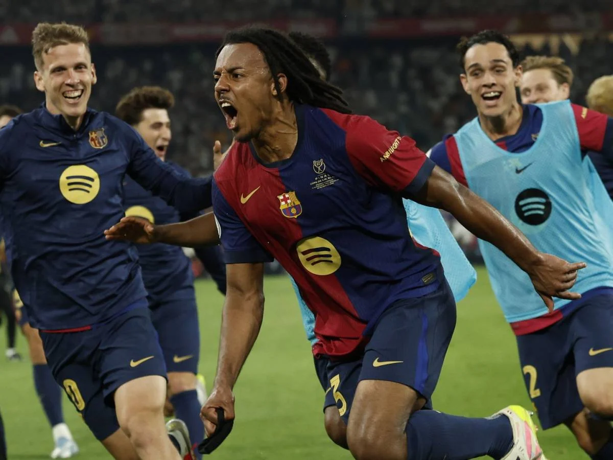 Barça : Szczesny révèle ce qu’il a dit aux défenseurs quand Koundé a pris le ballon