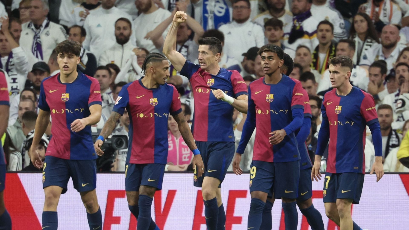 Luka Modrić réagit à la défaite face au Barça : « Cette équipe me fait penser à… » 2 Luka Modrić réagit à la défaite face au Barça : « Cette équipe me fait penser à… »