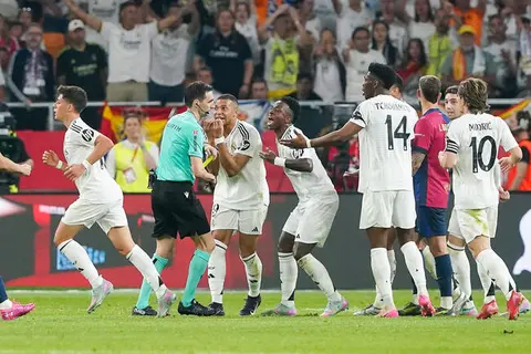 Les sanctions du Real Madrid font encore polémique en Espagne 2 Les sanctions du Real Madrid font encore polémique en Espagne